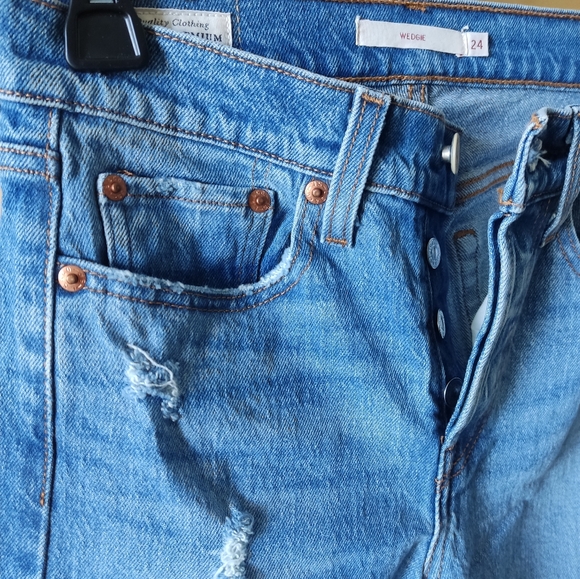 Levis Wedgie Premium Tapered Leg Jeans S40197 Size 24 - Picture 2 of 15